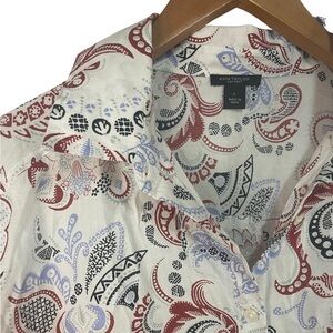 Ann Taylor lightweight cotton button down. Red whites and blues. Women’s Large